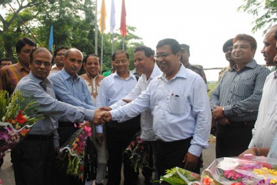 Centre convenes meeting on new India-Bangladesh rail link Centre convenes meeting on new India-Bangladesh rail link
